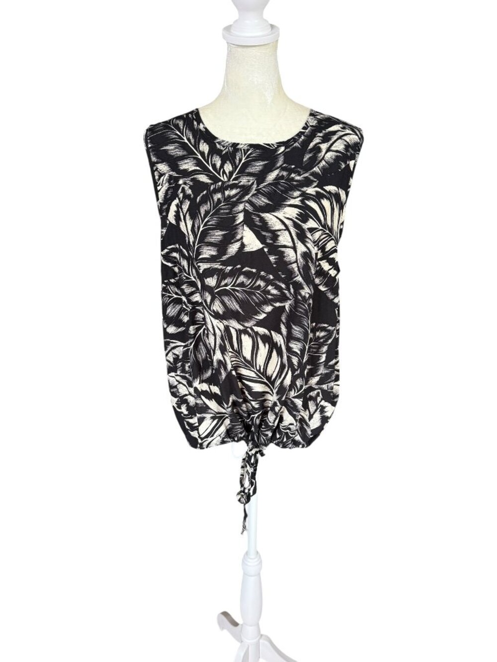 Architect women's black and off white sleeveless tank top blouse size large